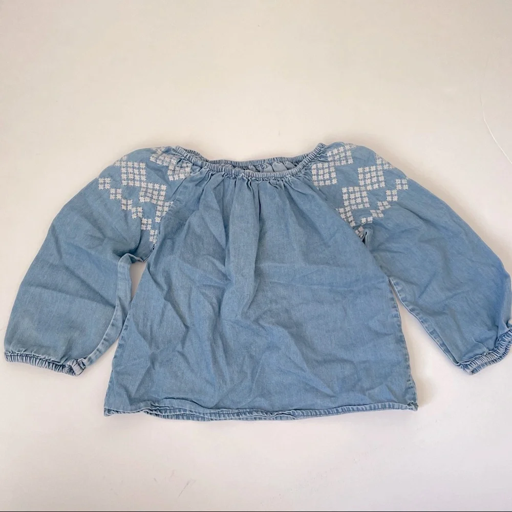 Old Navy top